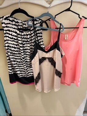 Three camos -Silk Lace Trim Cami - Blush Pink & Black size small